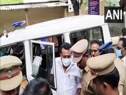 DMK MP TRVS Ramesh surrenders before Tamil Nadu court in murder case | DMK MP TRVS Ramesh surrenders before Tamil Nadu court in murder case DMK MP TRVS Ramesh surrenders before Tamil Nadu court in murder case | DMK MP TRVS Ramesh surrenders before Tamil Nadu court in murder case