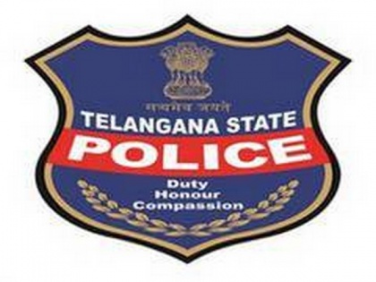 Residence proof compulsory for people out to buy essential items: Telangana DGP | Residence proof compulsory for people out to buy essential items: Telangana DGP