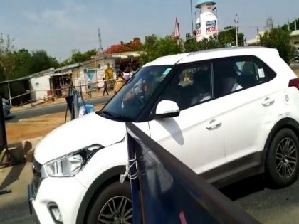 Vehicles from Telangana being stopped at Garikapadu checkpost | Vehicles from Telangana being stopped at Garikapadu checkpost