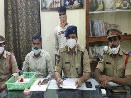 Maoist arrested while transporting explosives at Bhadrachalam in Telangana | Maoist arrested while transporting explosives at Bhadrachalam in Telangana