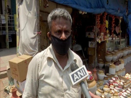 COVID-19 lockdown: Hyderabad's clay pot sellers face decline in sales | COVID-19 lockdown: Hyderabad's clay pot sellers face decline in sales