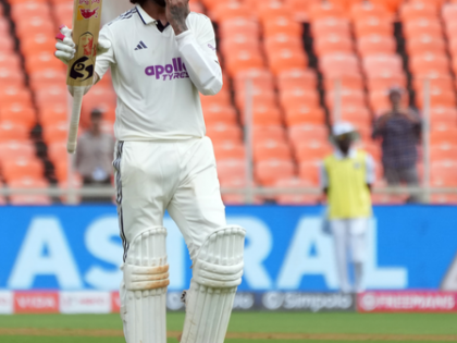 Ind vs WI: KL Rahul marks Ahmedabad hundred with special tribute to daughter | Ind vs WI: KL Rahul marks Ahmedabad hundred with special tribute to daughter