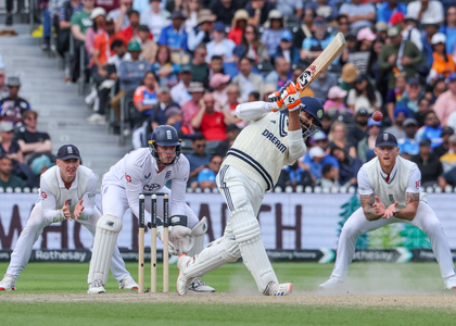 4th Test: Jadeja, Sundar hit centuries as superb India defy England to secure draw | 4th Test: Jadeja, Sundar hit centuries as superb India defy England to secure draw