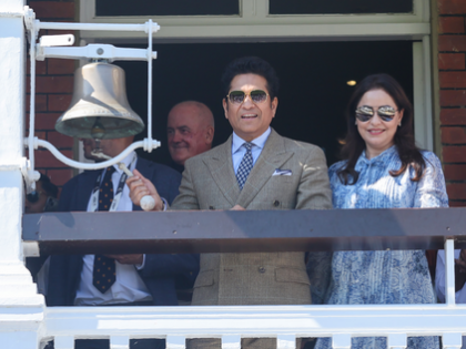 3rd Test: Sachin Tendulkar rings iconic five-minute bell at the start of Lord's Test | 3rd Test: Sachin Tendulkar rings iconic five-minute bell at the start of Lord's Test