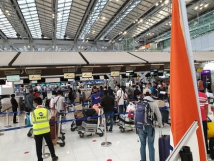 Vande Bharat: 153 stranded Indians depart from Thailand for New Delhi in Air India flight | Vande Bharat: 153 stranded Indians depart from Thailand for New Delhi in Air India flight