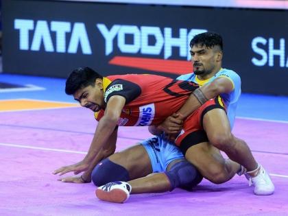 PKL: UP Yoddha chases play-off dreams in match against Bengaluru Bulls | PKL: UP Yoddha chases play-off dreams in match against Bengaluru Bulls