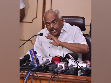 Karnataka MLA says Congress leaders made enough wealth through Gandhis, time to repay debt | Karnataka MLA says Congress leaders made enough wealth through Gandhis, time to repay debt Karnataka MLA says Congress leaders made enough wealth through Gandhis, time to repay debt | Karnataka MLA says Congress leaders made enough wealth through Gandhis, time to repay debt