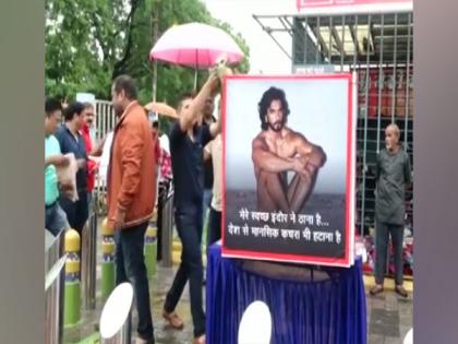 Indore NGO 'donates' clothes to Ranveer Singh following actor's nude photoshoot | Indore NGO 'donates' clothes to Ranveer Singh following actor's nude photoshoot