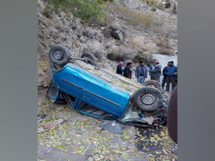 Himachal Pradesh: 3 killed, 2 injured in road accident on Sangla Chetkul road in Kinnaur | Himachal Pradesh: 3 killed, 2 injured in road accident on Sangla Chetkul road in Kinnaur