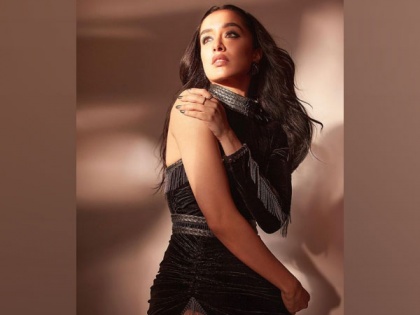 Wishes pour in as 'Aashiqui' girl Shraddha Kapoor turns 34 | Wishes pour in as 'Aashiqui' girl Shraddha Kapoor turns 34