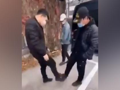 'Wuhan-shake' replacing 'handshake' amid coronavirus scare | 'Wuhan-shake' replacing 'handshake' amid coronavirus scare