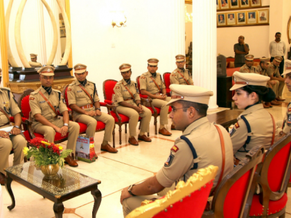 K’taka police launch hunt for man who threaten to murder HC judges | K’taka police launch hunt for man who threaten to murder HC judges K’taka police launch hunt for man who threaten to murder HC judges | K’taka police launch hunt for man who threaten to murder HC judges