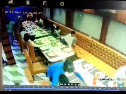 Bihar: Unidentified gunmen attack Muzaffarpur restaurant | Bihar: Unidentified gunmen attack Muzaffarpur restaurant