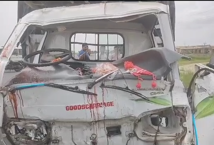 Gujarat: Death toll rises to 12 in Bavla-Bagodara highway accident | Gujarat: Death toll rises to 12 in Bavla-Bagodara highway accident