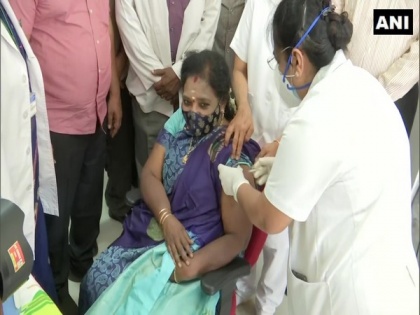 Puducherry LG receives first dose of COVID-19 vaccine | Puducherry LG receives first dose of COVID-19 vaccine