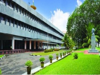COVID-19: Vikram Sarabhai Space Centre to function with minimum essential staff | COVID-19: Vikram Sarabhai Space Centre to function with minimum essential staff