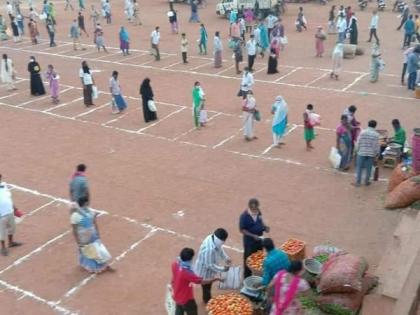 Andhra Pradesh: Social distancing observed at Rytu Bazaars | Andhra Pradesh: Social distancing observed at Rytu Bazaars