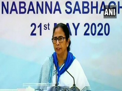 West Bengal CM announces Rs 1000 crore fund for restoration work of areas hit by cyclone Amphan | West Bengal CM announces Rs 1000 crore fund for restoration work of areas hit by cyclone Amphan