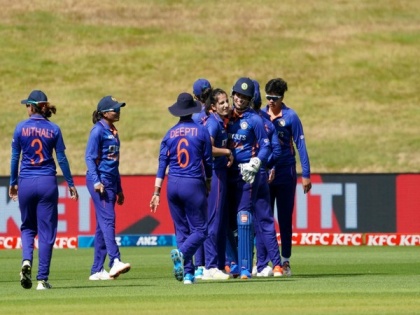 Women's World Cup: Kohli, Rohit cheer for Team India ahead of clash with Pakistan | Women's World Cup: Kohli, Rohit cheer for Team India ahead of clash with Pakistan
