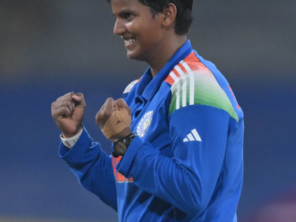Women's WC: Deepti gets best fielder medal after India’s win over Pakistan | Women's WC: Deepti gets best fielder medal after India’s win over Pakistan