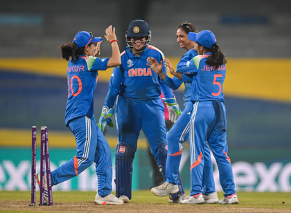 Women’s World Cup: Kranti, Deepti three-fers give India emphatic 88-run win over Pakistan | Women’s World Cup: Kranti, Deepti three-fers give India emphatic 88-run win over Pakistan