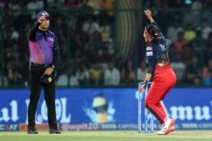 WPL 2024: Shreyanka’s four-fer, Molineux’s triple strike help RCB bowl out DC for just 113 | WPL 2024: Shreyanka’s four-fer, Molineux’s triple strike help RCB bowl out DC for just 113