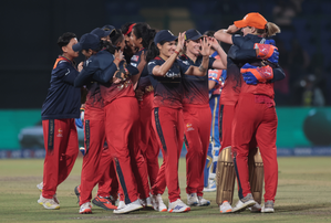 WPL 2024: Perry’s 66, collective bowling effort help RCB edge MI by 5 runs, set up title clash with DC | WPL 2024: Perry’s 66, collective bowling effort help RCB edge MI by 5 runs, set up title clash with DC