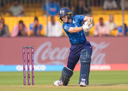 Women’s World Cup: Amy Jones hits unbeaten 86 as England thrash New Zealand by eight wickets | Women’s World Cup: Amy Jones hits unbeaten 86 as England thrash New Zealand by eight wickets