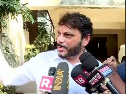 BJP wants to segregate us from 130 crore people: Waris Pathan | BJP wants to segregate us from 130 crore people: Waris Pathan