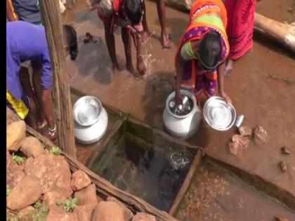 Chhattisgarh: Locals in Dhengurpani say only one waterbody in their village | Chhattisgarh: Locals in Dhengurpani say only one waterbody in their village Chhattisgarh: Locals in Dhengurpani say only one waterbody in their village | Chhattisgarh: Locals in Dhengurpani say only one waterbody in their village