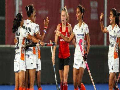 Indian Women's Hockey team leaves for Argentina tour | Indian Women's Hockey team leaves for Argentina tour Indian Women's Hockey team leaves for Argentina tour | Indian Women's Hockey team leaves for Argentina tour