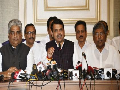 Fadanvis resigns as Maharastra CM: 'Doubt 3-wheeler govt will be stable' | Fadanvis resigns as Maharastra CM: 'Doubt 3-wheeler govt will be stable'