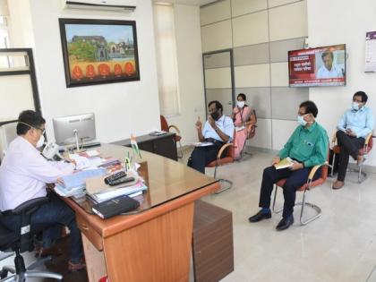 Central public health team arrives in Pune to evaluate COVID-19 situation | Central public health team arrives in Pune to evaluate COVID-19 situation Central public health team arrives in Pune to evaluate COVID-19 situation | Central public health team arrives in Pune to evaluate COVID-19 situation