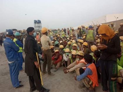 Thousands of Pakistani labourers protest in Karachi against China's unequal wages for locals | Thousands of Pakistani labourers protest in Karachi against China's unequal wages for locals