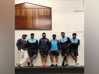 Rohit pulls up Pujara for 'stiff' pose in Ashwin's group photo | Rohit pulls up Pujara for 'stiff' pose in Ashwin's group photo