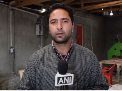 Centre's scheme helping youth establishing business, generating employment in J-K's Pulwama | Centre's scheme helping youth establishing business, generating employment in J-K's Pulwama