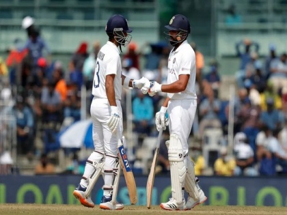 Ind vs Eng, 2nd Test: Rohit, Rahane hold fort to settle hosts' nerves | Ind vs Eng, 2nd Test: Rohit, Rahane hold fort to settle hosts' nerves