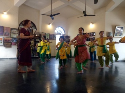 Italian Odissi-Chhau dancer teaching the dance forms in India since 1995 | Italian Odissi-Chhau dancer teaching the dance forms in India since 1995