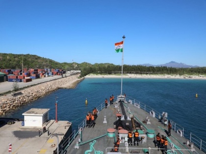 INS Jalashwa reaches Ehoala, Madagascar to deliver humanitarian aid to deal with drought | INS Jalashwa reaches Ehoala, Madagascar to deliver humanitarian aid to deal with drought