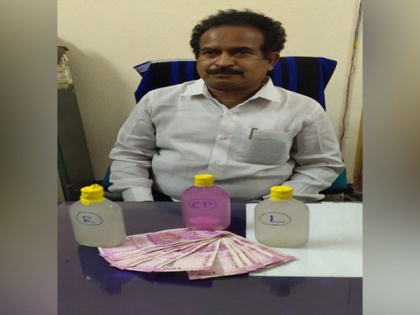 ACB arrests MPDO for accepting bribe in Telangana's Kothagudem | ACB arrests MPDO for accepting bribe in Telangana's Kothagudem