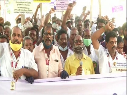 Chennai: Audio-video organisers hold protest over demand to relax restrictions | Chennai: Audio-video organisers hold protest over demand to relax restrictions