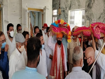 J-K: Three-day long traditional Sarthal Devi Yatra begins in Kishtwar's Sarkoot | J-K: Three-day long traditional Sarthal Devi Yatra begins in Kishtwar's Sarkoot