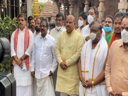 Andhra Pradesh BJP president Somu Veerraju slams YSRCP for neglecting Hindus | Andhra Pradesh BJP president Somu Veerraju slams YSRCP for neglecting Hindus