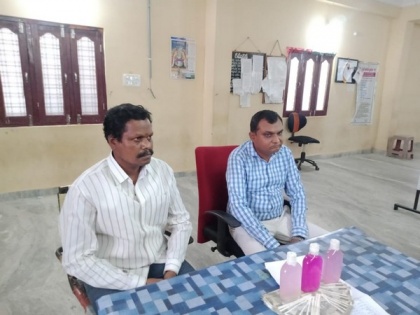 Telangana: Sub-registrar held for taking bribe in Yadadri-Bhuvanagiri district | Telangana: Sub-registrar held for taking bribe in Yadadri-Bhuvanagiri district