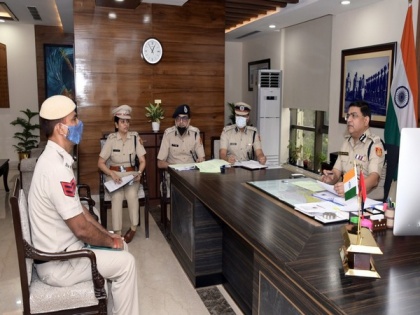 Delhi Police Commissioner begins 'Friday Open House', hears out grievances of personnel | Delhi Police Commissioner begins 'Friday Open House', hears out grievances of personnel