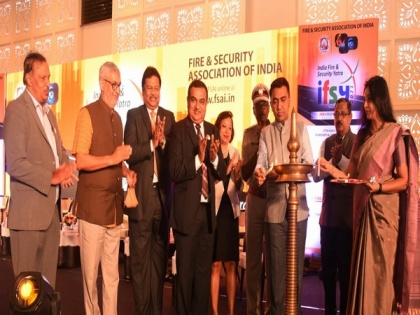 Goa CM lauds Fire and Security Association of India's work during first wave of COVID-19 | Goa CM lauds Fire and Security Association of India's work during first wave of COVID-19