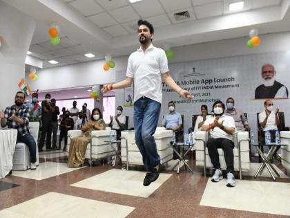 National Sports Day: Anurag Thakur skips rope, sets precedent for fitness levels | National Sports Day: Anurag Thakur skips rope, sets precedent for fitness levels