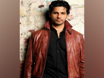 Sidharth Malhotra to attend screening of 'Shershaah' at first Himalayan Film Festival | Sidharth Malhotra to attend screening of 'Shershaah' at first Himalayan Film Festival