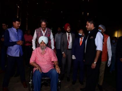 Kapil Dev recalls being scolded by Bishan Bedi for not fulfilling role of 'nightwatchman' properly | Kapil Dev recalls being scolded by Bishan Bedi for not fulfilling role of 'nightwatchman' properly