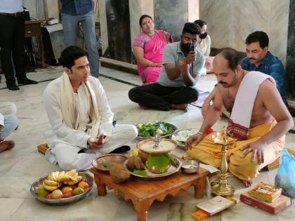 TMC's Abhishek Banerjee offers prayers at Shri Rudreshwar Temple in Goa's Sanquelim | TMC's Abhishek Banerjee offers prayers at Shri Rudreshwar Temple in Goa's Sanquelim